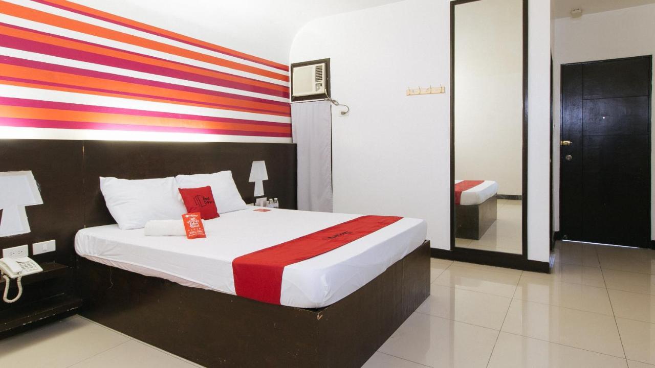 Reddoorz @ El Highway Hotel Bulacan Esterno foto